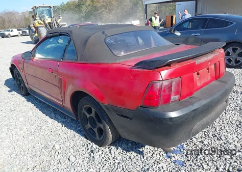 2001 Ford Mustang from USA, damaged, VIN 1FAFP444X1F202469